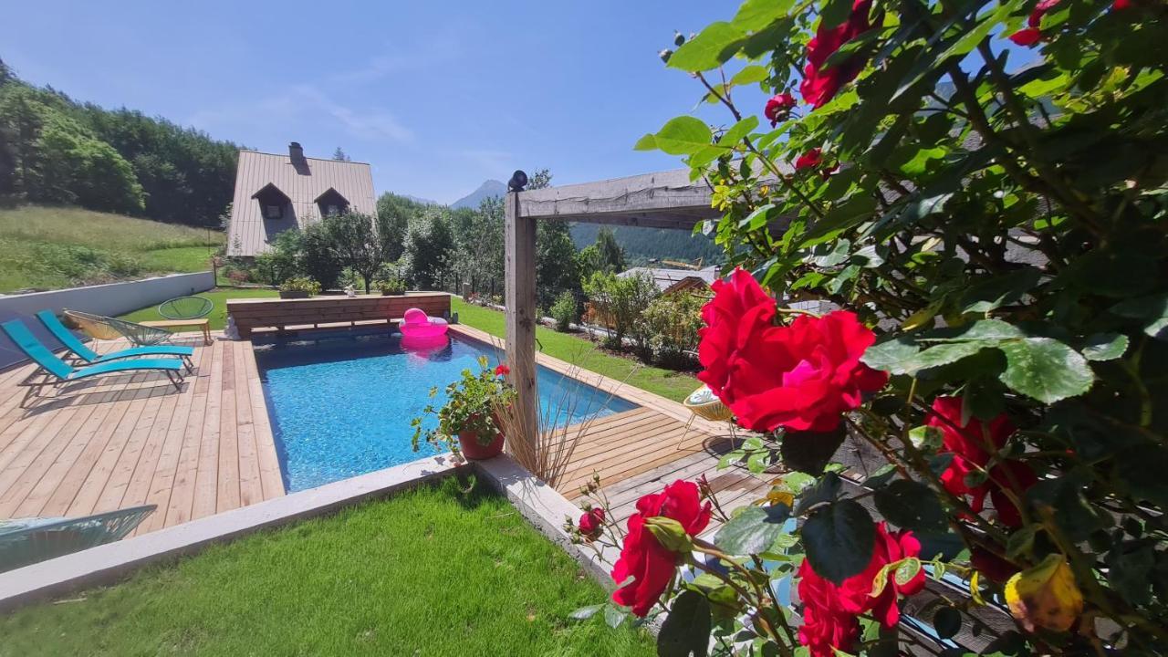 Chalet-luxe-SERRE CAMBEOU Saint-Chaffrey Extérieur photo